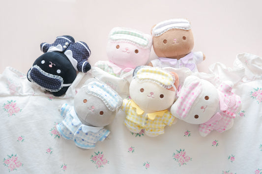 PREORDER ✿ Slumber Party Pack ♡ Crème Cat Keychains Full Set