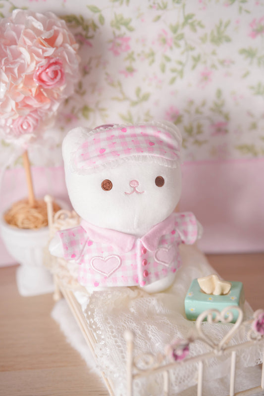 PREORDER ✿ Cream ♡ Crème Cat Keychain