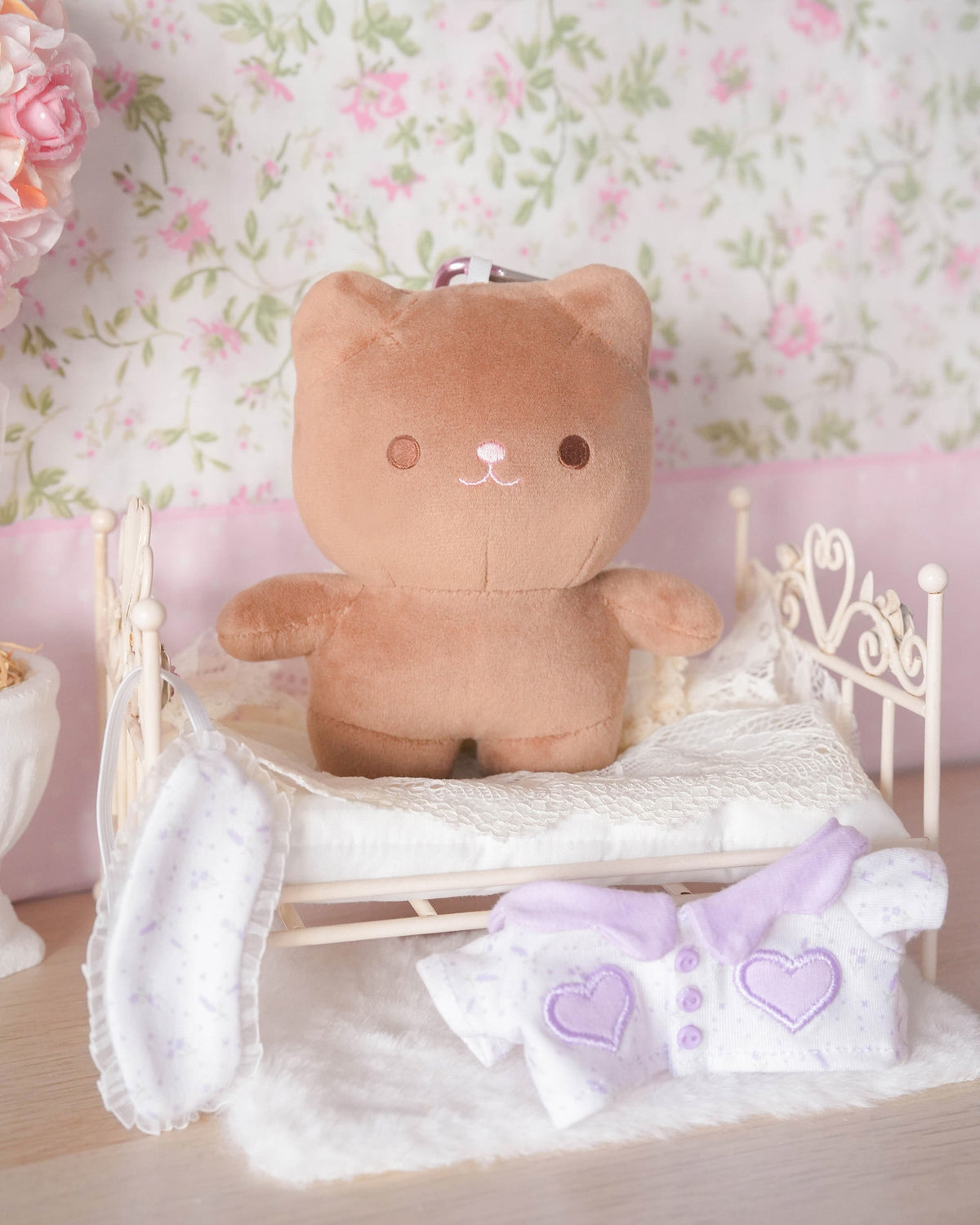 PREORDER ✿ Lavender Cocoa ♡ Crème Cat Keychain