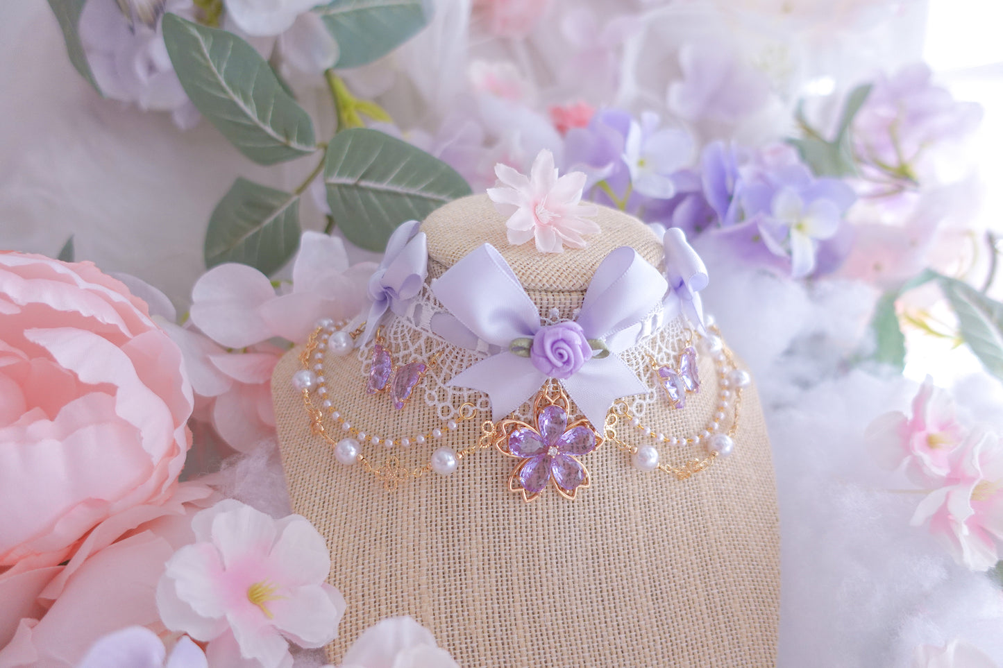 Wisteria Choker