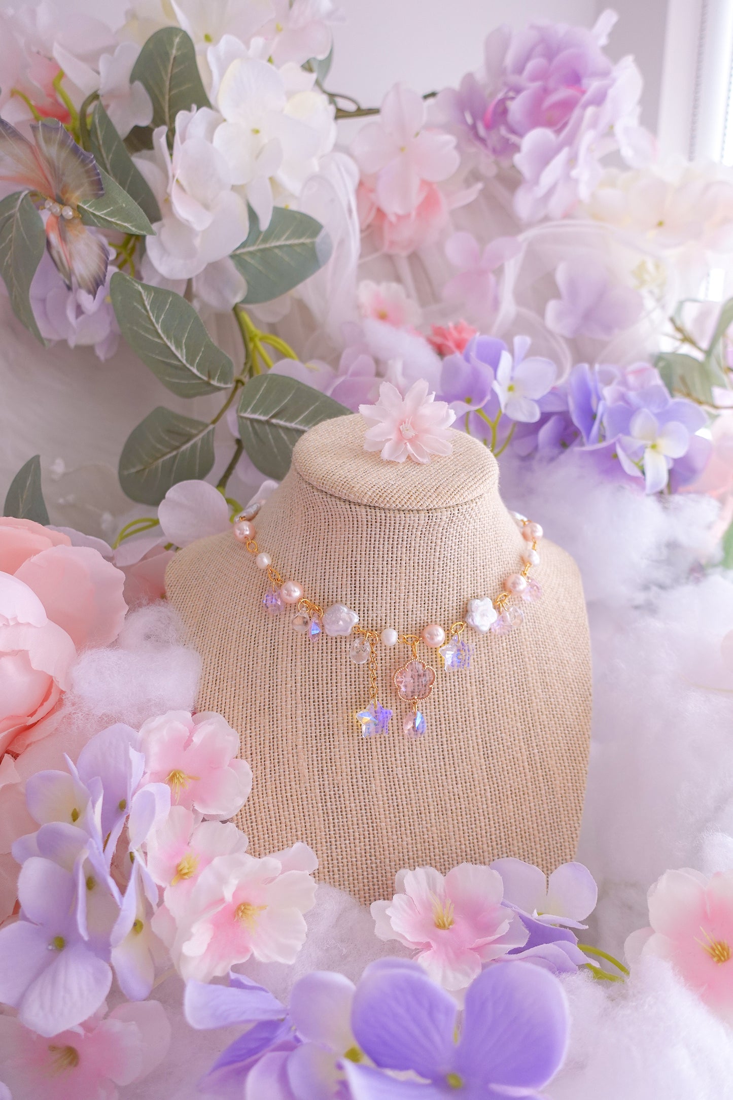 Freesia Choker Necklace