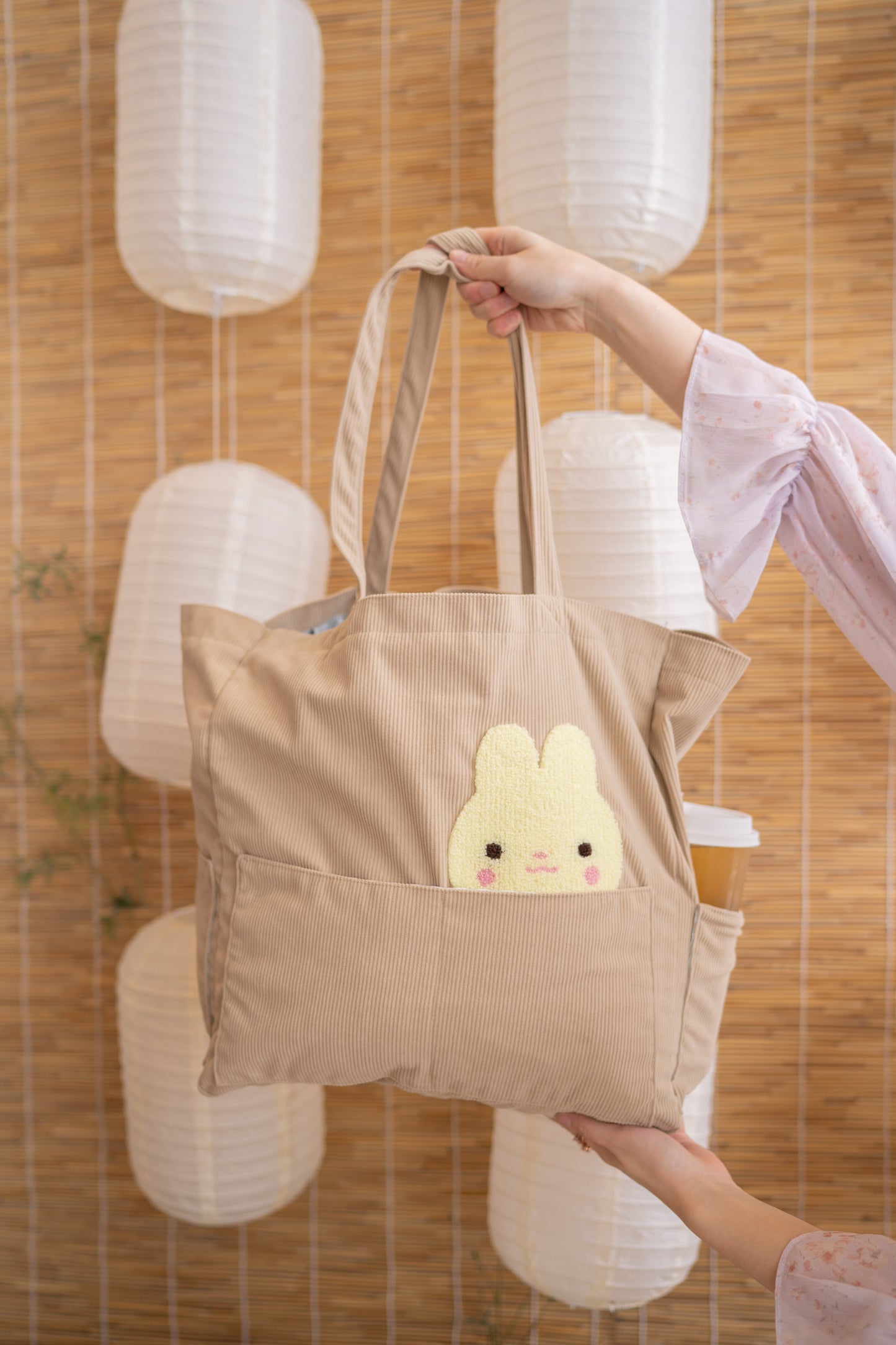 Neapolitan Bun XL Tote Bag ♡ Tan | BUY 1 GET 1 50% OFF!