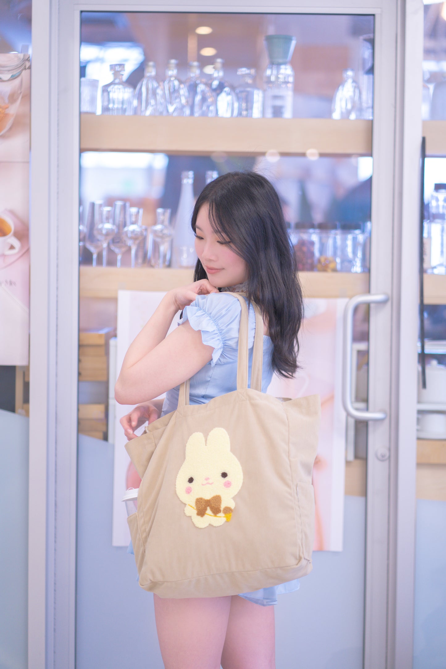 Neapolitan Bun XL Tote Bag ♡ Tan | BUY 1 GET 1 50% OFF!