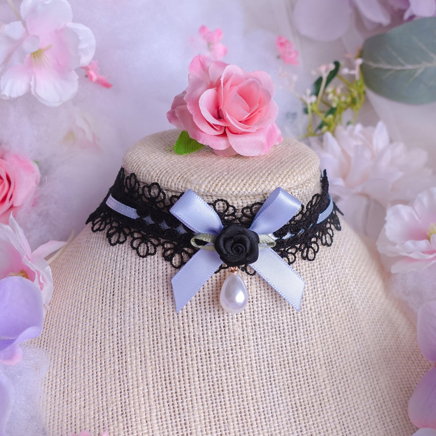 Tang Yuan Choker