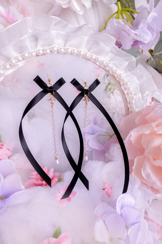 Pretty Guardian Earrings (black)