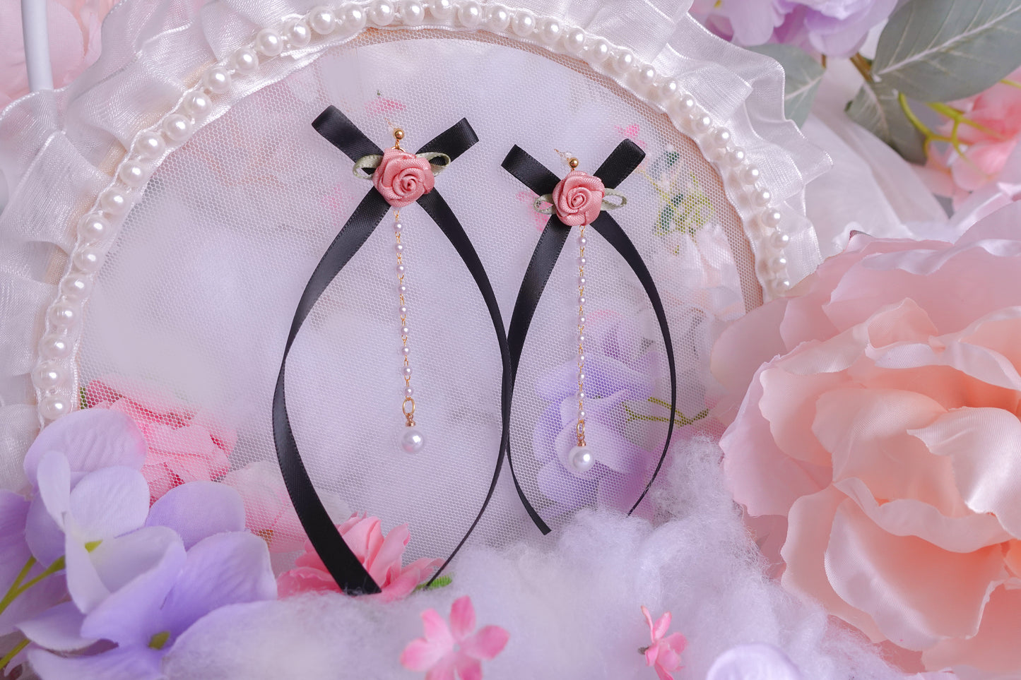 Pretty Guardian Earrings (black/pink)