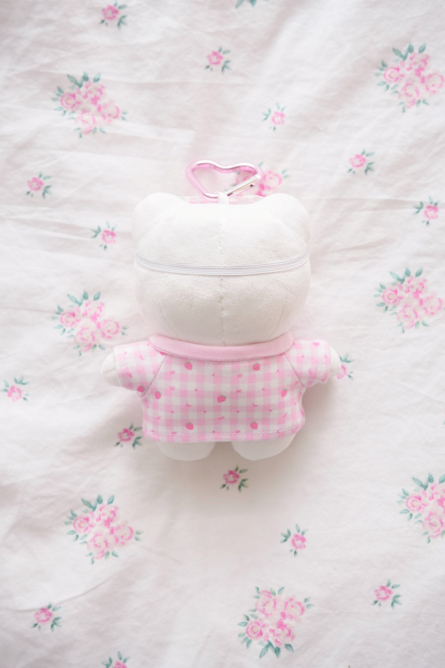 PREORDER ✿ Cream ♡ Crème Cat Keychain