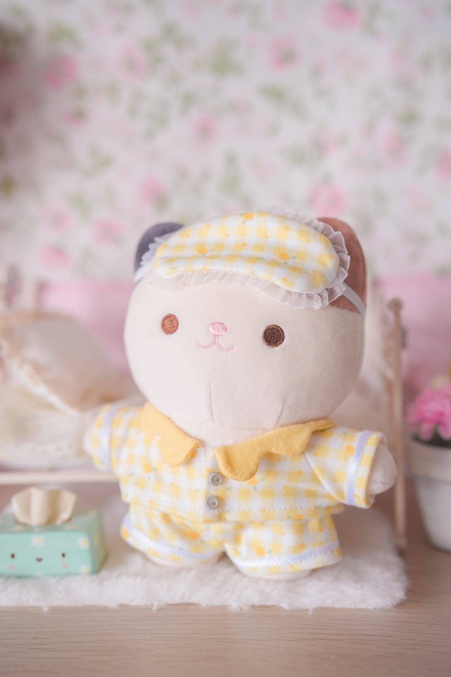 PREORDER ✿ Lemon ♡ Crème Cat Keychain