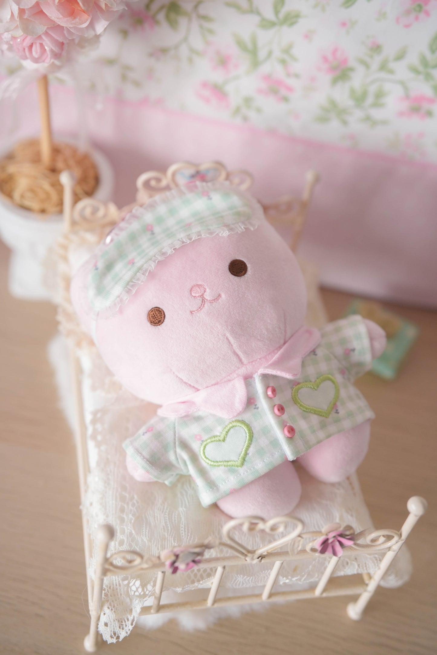 PREORDER ✿ Sakura ♡ Crème Cat Keychain