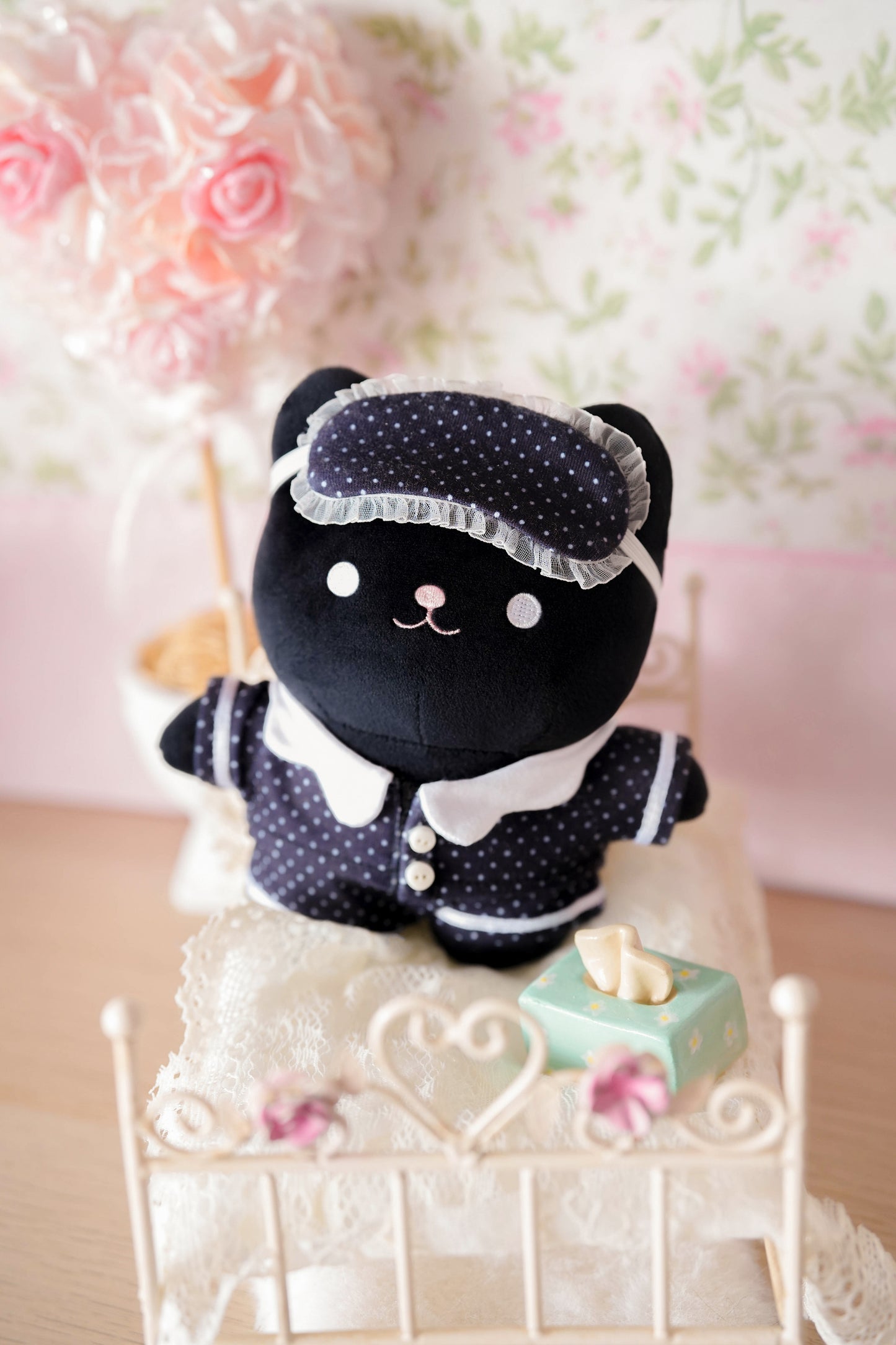 PREORDER ✿ Choco Chip ♡ Crème Cat Keychain