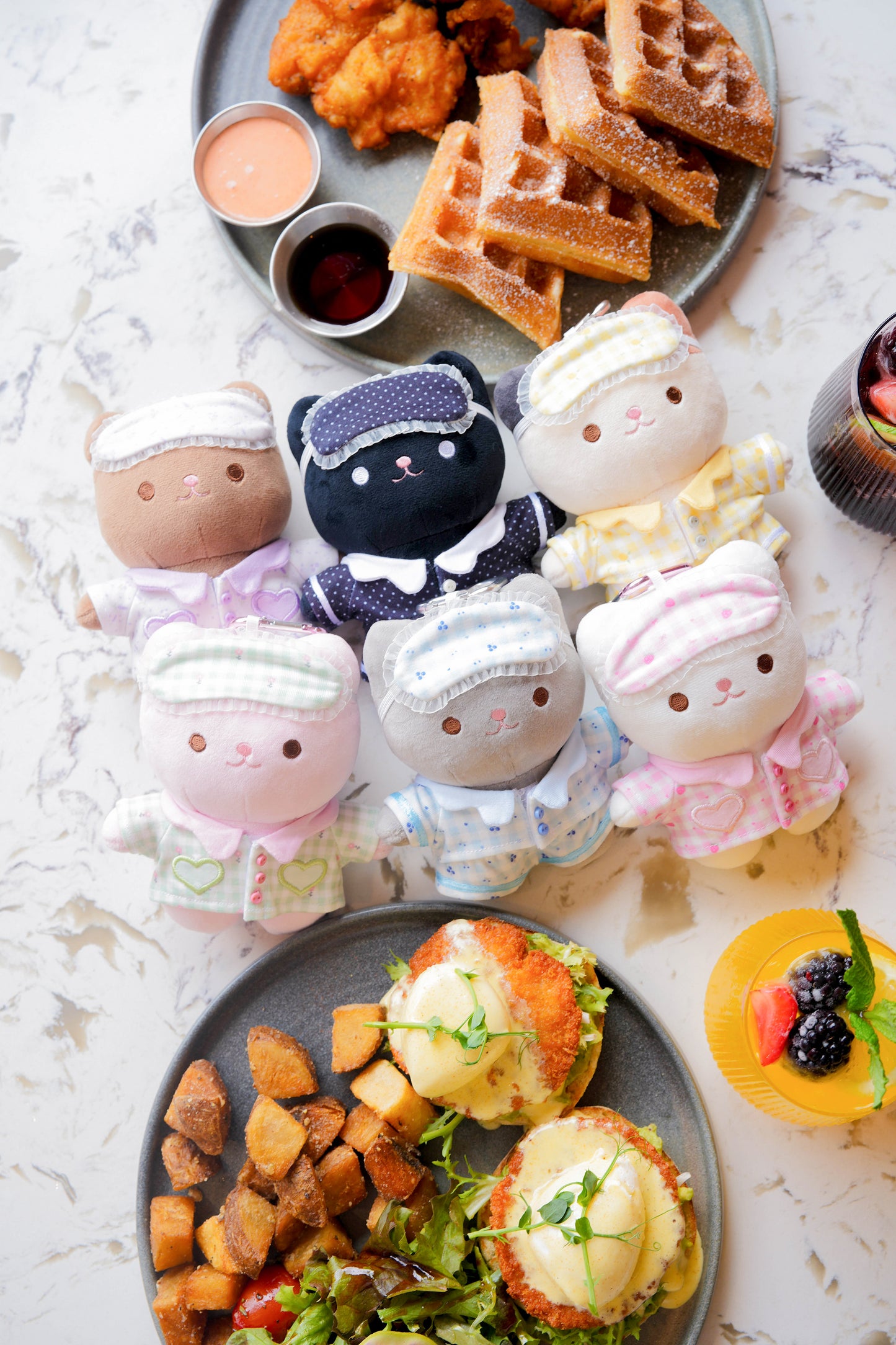 PREORDER ✿ Slumber Party Pack ♡ Crème Cat Keychains Full Set