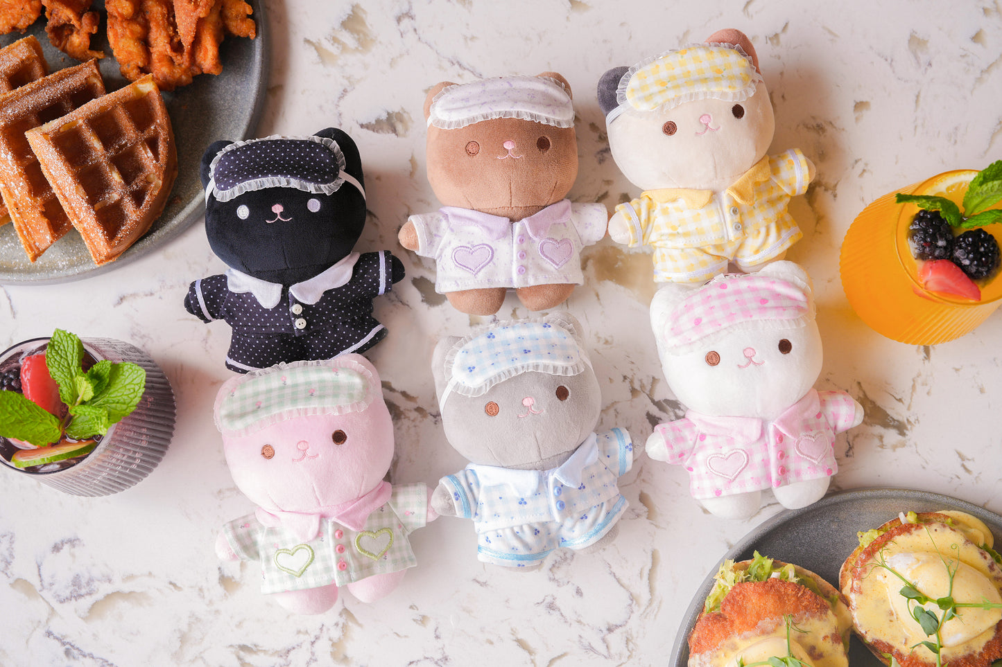 PREORDER ✿ Slumber Party Pack ♡ Crème Cat Keychains Full Set