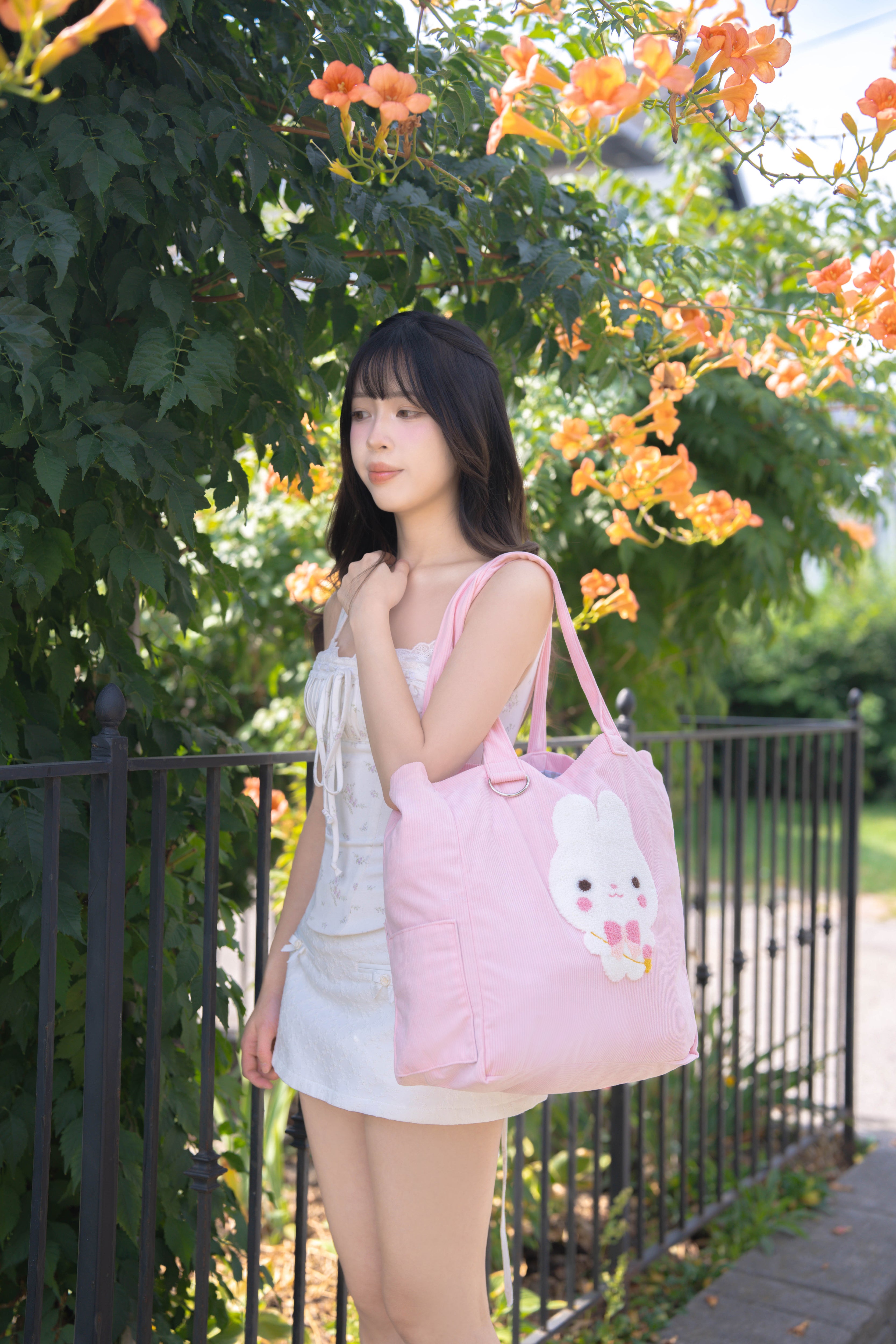 Neapolitan Bun XL Tote Bag ♡ Strawberry – mokapuff