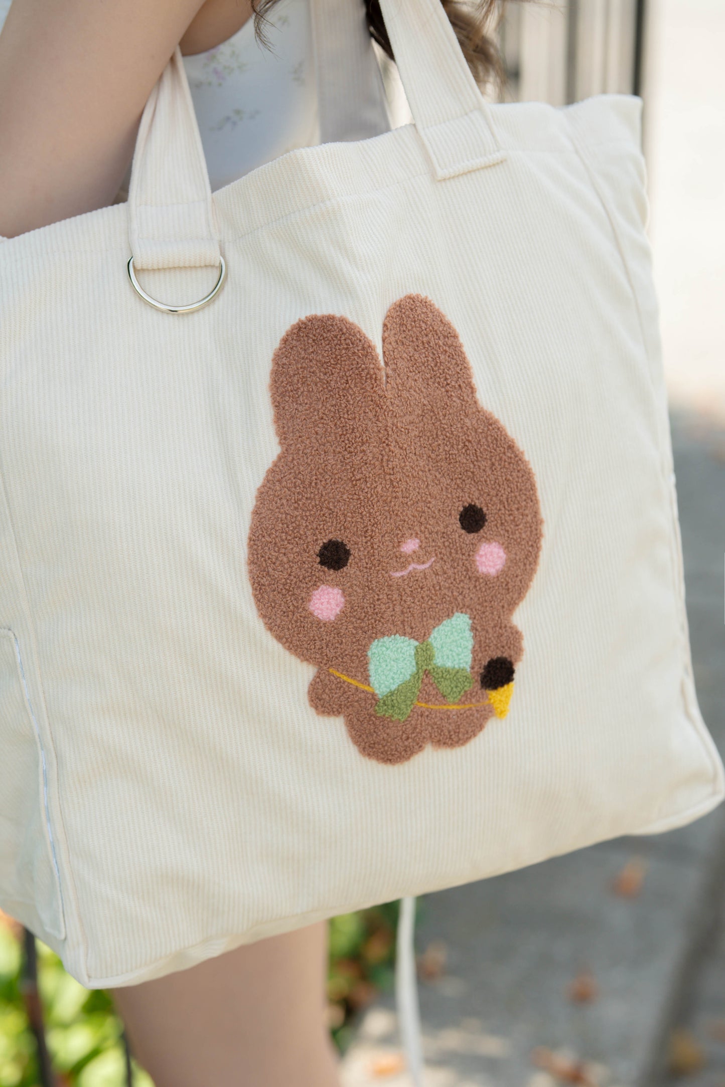 Neapolitan Bun XL Tote Bag ♡ Khaki | BUY 1 GET 1 50% OFF!